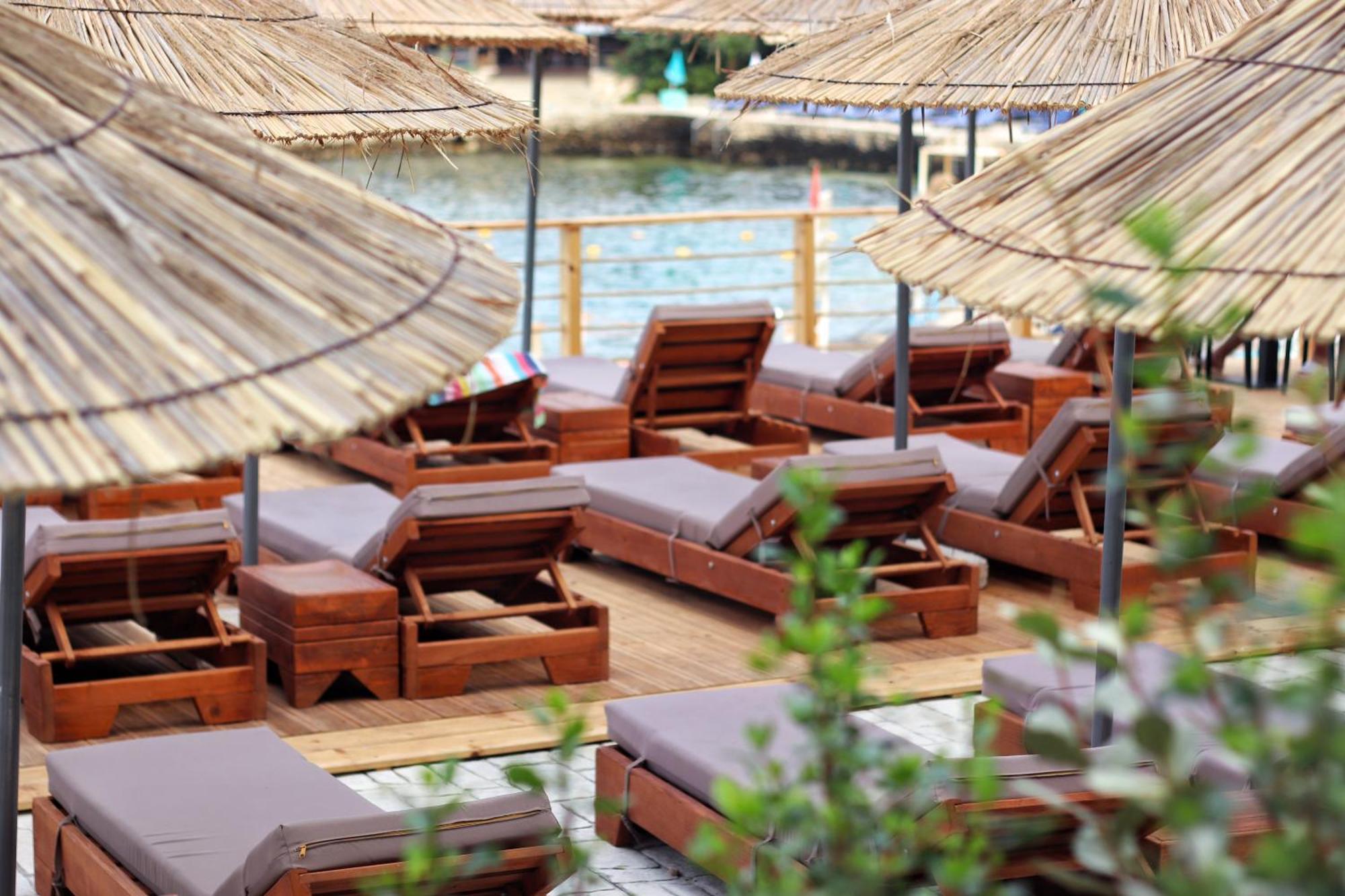 Jad Rooms Sarande Exterior photo